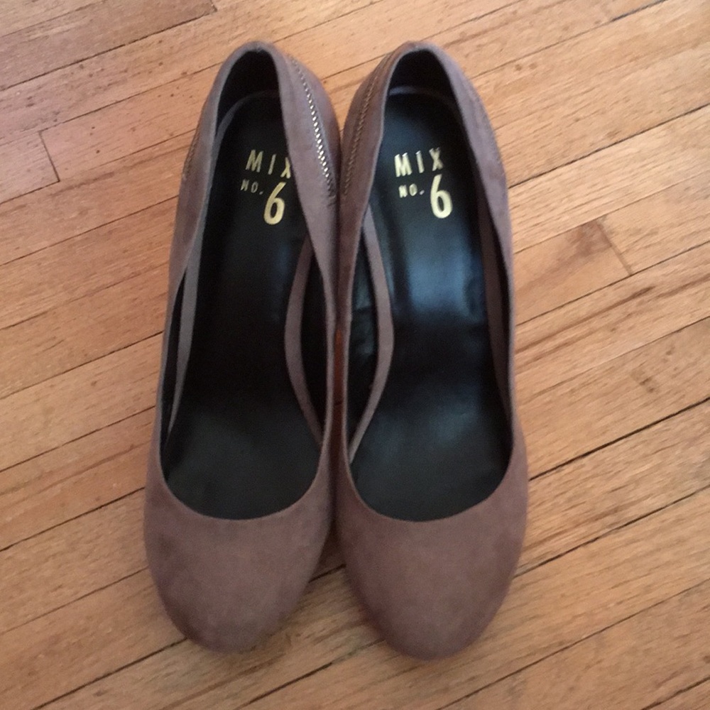 Taupe Wedges.